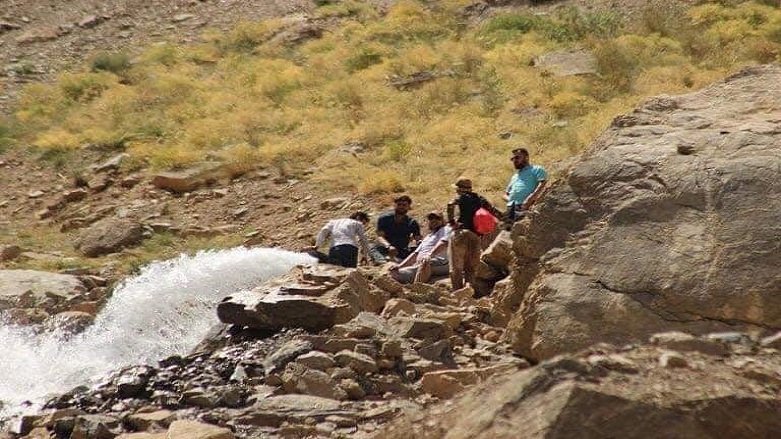 سه‌رچاوه‌ی ئاوی خواردنه‌وه‌ی قه‌زای چۆمان له‌ كوێستانی پڕژێ